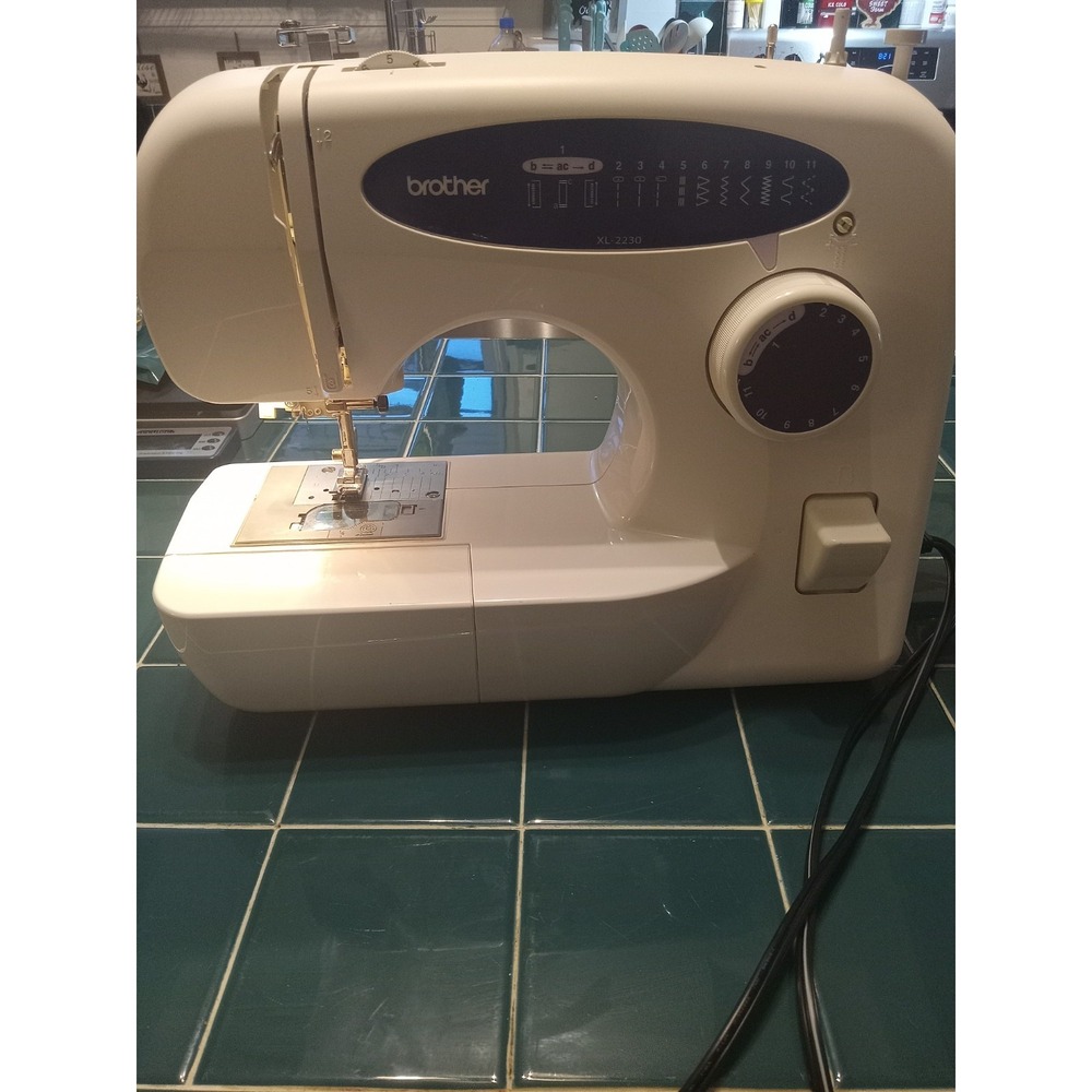brother sewing machine XL-2230 Tested Works